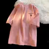 Camiseta Pesada Color Borgoña 200g para Hombre Moderna de Verano 100% Algodón Cuello Redondo Casual Manga Corta Estilo Retro Americano Manga Media