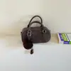 Otoño 2026 Estilo Retro Maillard Nuevo Bolso Cruzado de Moda para Mujer Bolso de Hombro de Alta Gama Mate para Viajes