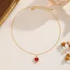 Colar Coração Vermelho Francês para Mulheres, Luxo Leve, Pingente de Coração Cravejado com Diamantes, Presente Romântico de Dia dos Namorados, Corrente Elegante para Clavícula
