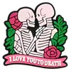 Chaveiros para Tamanco de PVC de Caveira Rosa para Amantes de Horror, Boneco de Rosto Fantasma, Acessórios de Fivela de Sapato Estilo Escuro, Venda por Atacado em Estoque