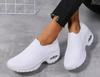 2025 Nuevos Zapatos de Punto Transpirable de Gran Tamaño para Mujer Primavera y Verano Zapatos para Madres de Mediana Edad y Mayores Zapatos para Baile Cuadrado Zapatos Deportivos con Amortiguación de Aire