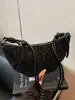 Bolsos de Alta Gama de Nicho para Mujer de Comercio Exterior Otoño e Invierno Retro 2025 Nueva Moda Bolso Cruzado Croissant Bolso Sencillo de Bollo