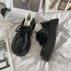 Sapatos Mary Jane Estilo Britânico 2025 Primavera e Outono Novos Sapatos Pequenos de Couro com Cadarço Preto para Mulheres Mocassins de Couro PU Estilo Japonês para Mulheres