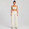 Conjunto de roupa fitness transfronteiriço, com um design traseiro estiloso, um top esportivo de gola halter e calças de yoga de secagem rápida, adequado para corrida ao ar livre, ciclismo e Pilates.