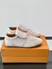 Chinelos de camurça sapatos casuais TOD cross-border bege claro com cadarço sola preta estilo versátil para o dia a dia