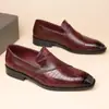 Zapatos de vestir de cuero para hombre con patrón de cocodrilo, cuero genuino nuevo, estilo británico, slip-on, zapatos casuales, suela suave antideslizante, zapatos de un paso