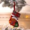 Nuevas decoraciones navideñas, medias navideñas, colgante de árbol de Navidad, tamaño pequeño, muelles tridimensionales, muñeco de anciano, calcetines navideños.