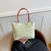 Bolsa de Ombro Único para Axila da Moda de Verão 2026, Bolsa Tote de Personalidade de Alto Valor, Bolsa de Bolinhas para Mãe e Filho
