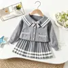Conjunto de Suéter para Niñas Otoño Invierno Nuevo Estilo Universitario Cuello Marinero Cardigan de Punto con Lazo Falda Plisada Conjunto de Dos Piezas Moderno