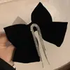 Grampo de cabelo com laço e franja de veludo preto, adorno de cabeça de luxo leve, veludo de alta qualidade, grampo de mola, grampo para a parte de trás da cabeça, acessórios de cabelo