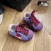 Zapatos para niños con diseño de puntera de concha, nuevas zapatillas deportivas de cuero para primavera y otoño 2026 para niños, zapatos deportivos de moda para niñas