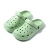Nuevos Zapatos Perforados de Cobertura Completa para Dedos Sandalias EVA Ligeras Antideslizantes Hogar Exterior Playa Fábrica Punto al por Mayor