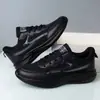 Nuevos zapatos casuales de malla transpirable para primavera y verano, con aplicación en frío, suela suave, ligeros, cómodos, de moda para hombre