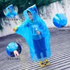 Impermeable desechable para niños al por mayor poncho transparente fino de una sola pieza venta directa de fábrica para parque infantil
