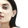 Brincos de Clipe para Orelha Ossinho de Raio Europeus e Americanos Niche Estilo Ins Modernos Únicos Elegantes Longos Cravejados com Diamantes Acessórios Pendentes para Orelha para Mulheres
