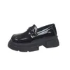 Mocassins Pretos para Mulheres, Novos Sapatos Slip-On de Outono para Mulheres, Sapatos de Salto Único com Solado Grosso para Pessoas Baixas, Sapatos Pequenos de Couro Estilo Britânico