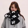 Bufanda de Lana Tejida por Ambos Lados para Mujer, Otoño e Invierno, Blanco y Negro, Estilo Coreano, Versátil, Estudiante, Primavera y Otoño, Nuevo Modelo 2026