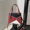 Bolsa de Mão Patchwork Color-Blocking de Grande Capacidade com Acabamento de Luxo, Bolsa de Ombro Transversal Estilosa e Simples para Mulheres