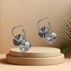 Aretes de Cristal Cubo de Azúcar Plateado, un Nuevo Nicho de Alta Gama 2025 de Dos Usos, Aretes de Lujo Accesibles Adecuados para el Verano