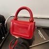 Bolsa da Moda Verão 2025 Nova Bolsa Quadrada Pequena Designer de Nicho Bolsa Pequena de Mão Exquisita Bolsa Transversal de Ombro Único