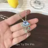 Colar de água-viva com diamantes brilhantes estilo Ins para mulheres, versátil, toque de luxo, design com zircônia incrustada, pingente de personalidade nicho, corrente para clavícula