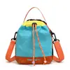 Bolsa Ligera para Botella de Agua al Aire Libre, Bolso de Hombro con Cordón de Estilo Nuevo para Hombres y Mujeres, Bolso Cruzado Casual para Viajes, Bolsa para Teléfono Móvil de Color Contrastante