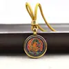 Colgante redondo de thangka pintado a mano en dorado, colgante mini de thangka de los ocho santos protectores Huang Cai de vidas pasadas, collar de thangka