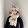 Conjunto de duas peças de chapéu e cachecol infantil, chapéu de lã de inverno, pulôver de malha quente, cachecol estilo ocidental para bebês, coreano