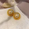 Pendientes de Perla Estilo Vintage Hong Kong con Agujas Plateadas Electrochapadas, Nuevo Modelo 2025, Exquisitos Accesorios de Moda Versátiles Estilo Socialité para Orejas