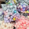 Venta al por mayor de huevos de belleza directos de fábrica empaque independiente gota de agua corte oblicuo puff de doble uso seco y húmedo huevo de calabaza para maquillaje puff