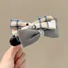 Colección de Ofertas de Remate para Pinzas de Cabello Ligas para el Cabello Intestino Grueso Pinzas de Garra Diademas Pasadores Pinzas de Plátano Tiburón Puesto Callejero de Yiwu Artículos Pequeños