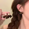 Pendientes de Botón con Lazo de Terciopelo de Melaleuca y Perla, Pendientes Elegantes Retro Versátiles, Lujo Ligero, Sensación de Alta Gama, Pendientes de Otoño/Invierno para Mujer