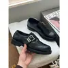 Zapatos de Cuero Gruesos Estilo Británico 2026 Primavera Nuevos de Piel Genuina Retro Versátiles Casual Mocasines Brogue para Mujer