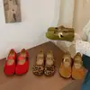 Zapatos de velcro Mary Jane zapatos de una sola tira mujer gamuza retro Birkenstock zapatos slip-on de ballet tacón oculto estilo nuevo Otoño 2026