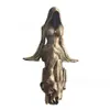 Escultura de Figura Encapuchada Segadora de Damas Transfronteriza
