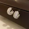 Pendientes de Flor de Zirconia con Forma de C Estilo Palacio Vintage de Lujo Europeo y Americano Pendientes de Aguja de Plata Accesorios de Oreja de Lujo Ligero de Gama Alta