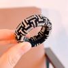 Explosiones de otoño e invierno coreanas anillo para toalla de rayas blancas y negras con cara sonriente anillo para el pelo de niños al por mayor pelo grueso pelo suave accesorios para el pelo