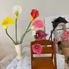 Flores artificiales, tacto suave, lirios de cala de plástico, arreglos florales decorativos para salas de estar, accesorios para fotografía de bodas y ramos de novia