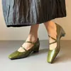 Zapatos Mary Jane de moda estilo coreano para mujer que aumentan la altura, novedad primavera 2026, zapatos de tacón alto poco profundos vintage con correa en el tobillo y punta cuadrada