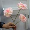 Simulación de Auditorio de Boda Material de Flor Rosa Decoración Flor de Seda Guía de Camino Material de Flor Suave Flor para el Hogar Ventana Hermoso Arte Floral