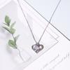 Collar de Nicho Europeo y Americano de Acero de Titanio Amor Calado Diamante Collar para Mujer Lujo Ligero Colgante de Alta Gama Acero Inoxidable Joyería al Por Mayor