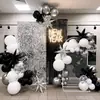 Set de Arco de Globos Plateado Blanco y Negro Decoración de Escena de Fiesta de Cumpleaños Combinación de Cadena de Globos de Alta Gama Venta al por Mayor