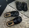 Lazy Baotou Half Slippers Slip-on Round Head Estilo Romano Primavera e Verão 2024 Novas Sandálias Casuais Rasas para Mulheres