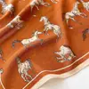 Bufanda cuadrada de estilo nuevo de primavera con estampado de caballos y 60 flecos, moderna y versátil, adecuada para decoración de bolsos y combinación de ropa.