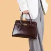 Bolsa Transfronteriza para Suegra 2023 Nuevo Bolso de Mano Retro de Cuero Aceitoso Europeo y Americano Bolso Bandolera de Hombro Único de Gran Capacidad
