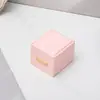Caja de Joyería de PU de Alta Gama Etiqueta Dorada de Ángulo Recto con Borde Grueso para Anillos, Collares, Pulseras, Joyería de Moda y Accesorios de Perlas