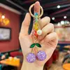 Llavero Creativo y de Moda con Bloques de Color y Cuentas, Totalmente Cubierto de Pedrería, Diseño de Fresa 3D, Lindo y Dulce, Accesorio de Alto Valor para Bolsos de Niñas