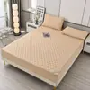 Sábana Bajera Impermeable de Seis Lados con Cremallera, Protector de Colchón Acolchado con Barrera de Orina, Completamente Cerrado, Extraíble e Impermeable