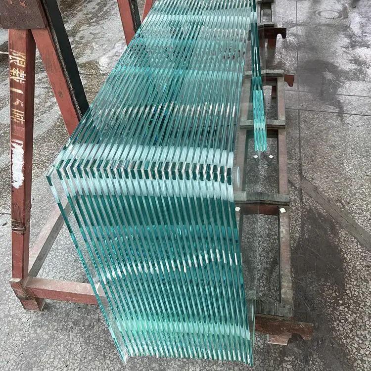 8456 (4)