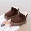 Botas de nieve para niñas botas de algodón para niños 2025 invierno nuevo para niños con felpa extra gruesa cálidas zapatos grandes de algodón cómodos botines cortos